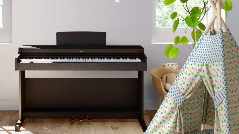 本物のピアノタイプの電子ピアノ